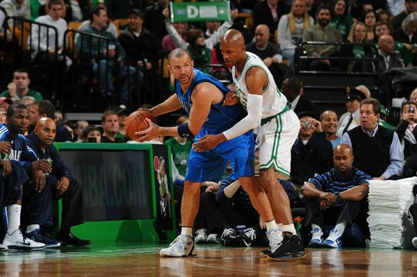 篮在内线防 篮在内线防